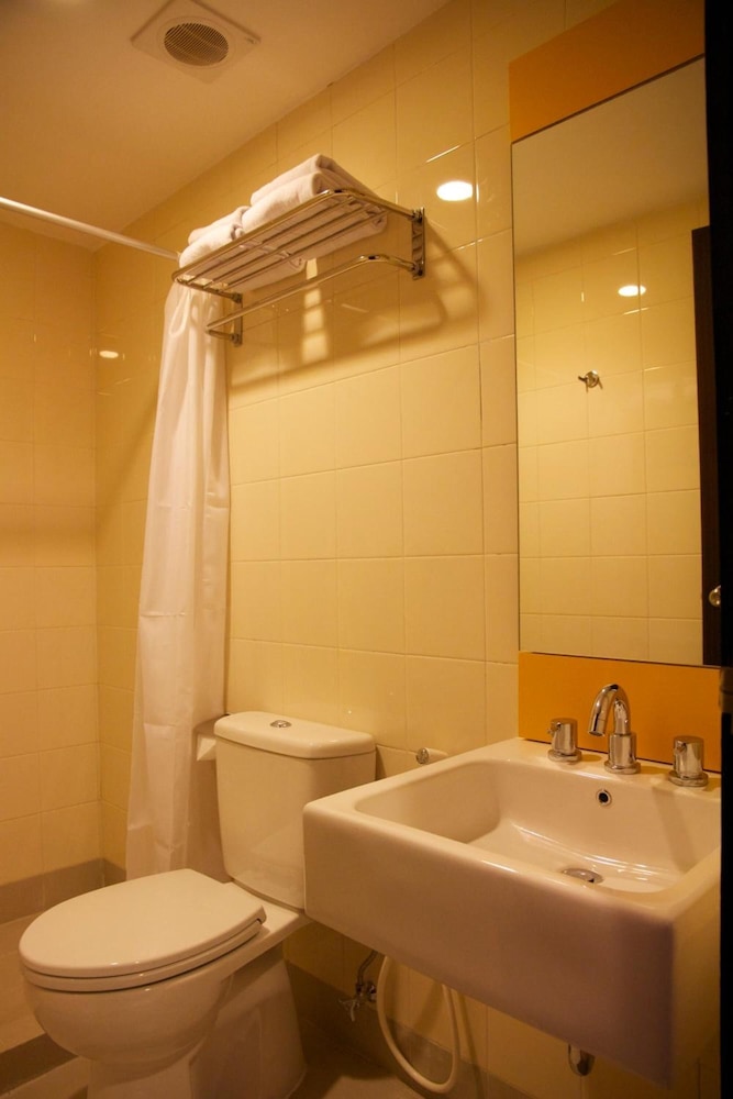 Amaris Hotel Bandara Soekarno Hatta 26/27