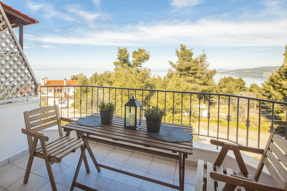 Alterra Vita Apartments 40/50