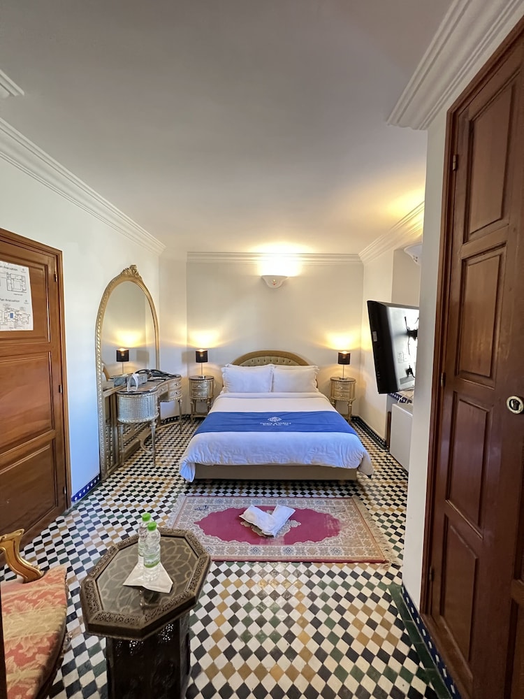 Oriental, Standard, King Bed, City View