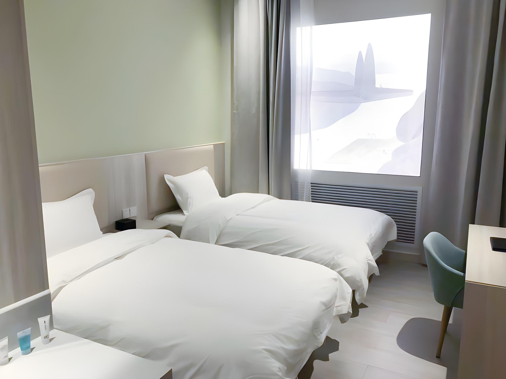 Select, Twin Beds