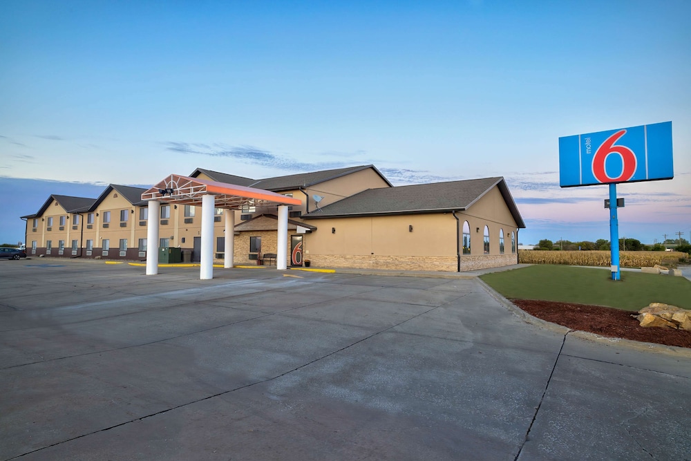 Motel6 Percival, IA 59/68