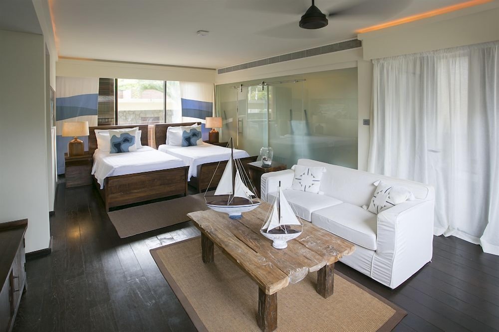 Dhevatara Beach Hotel And Spa 27/36