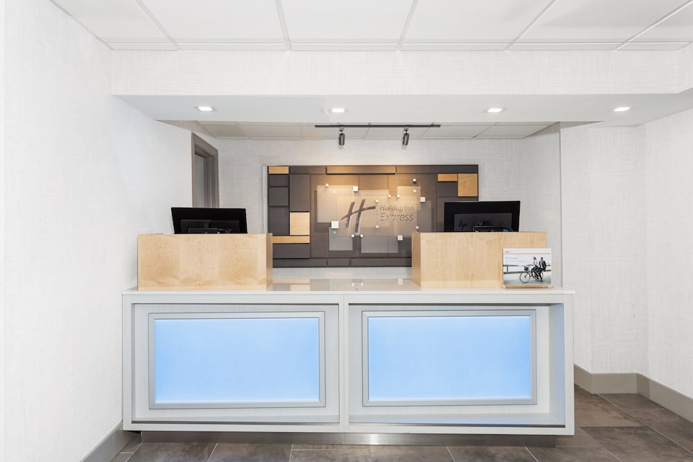 Holiday Inn Express Hopewell - Fort Lee Area, an IHG Hotel 5/40