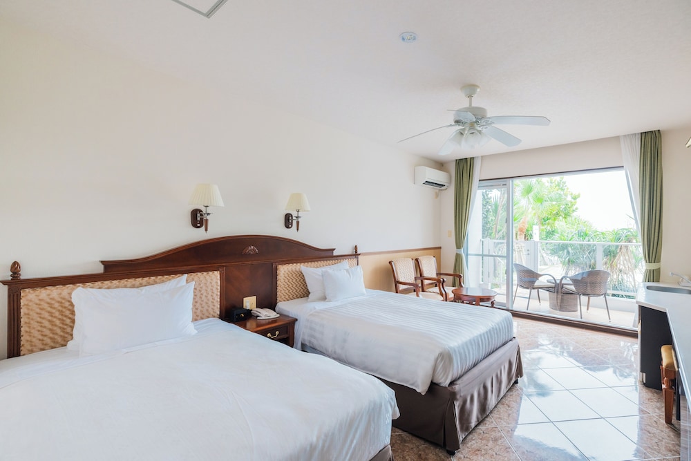 STANDARD, TWIN BEDS, WITH EXTRA BED, POOL SIDE, BALCONY