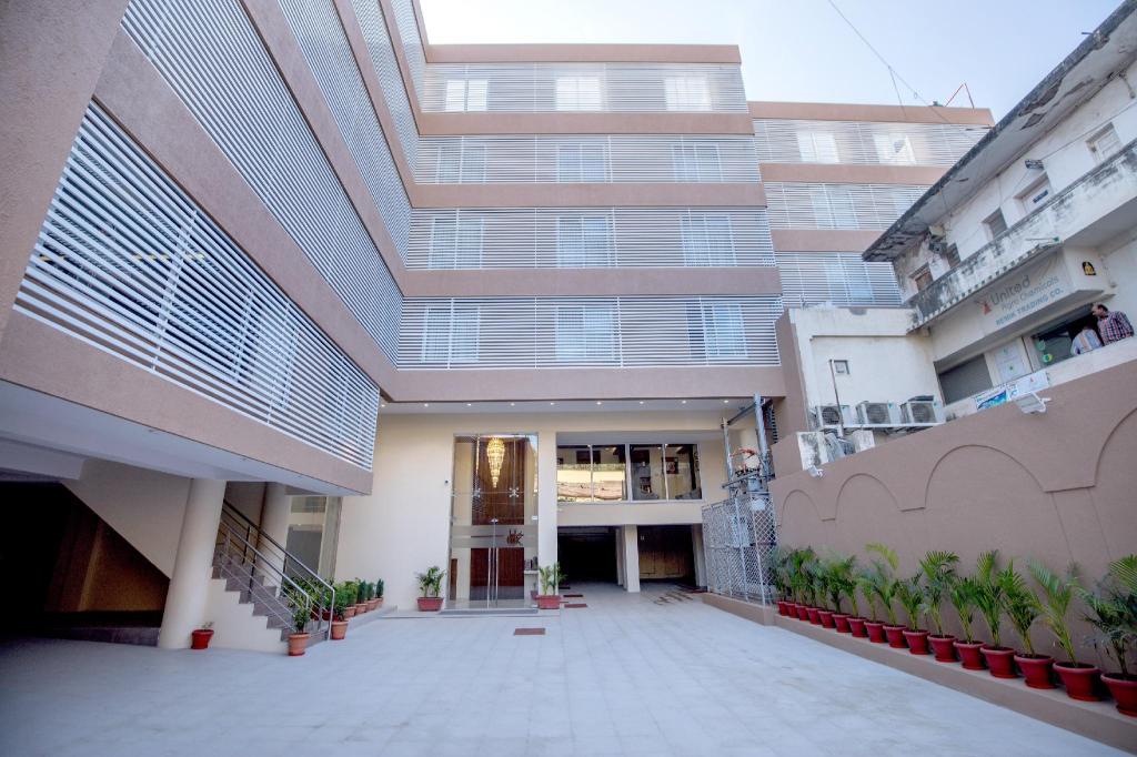 Hotel Kavery 40/42