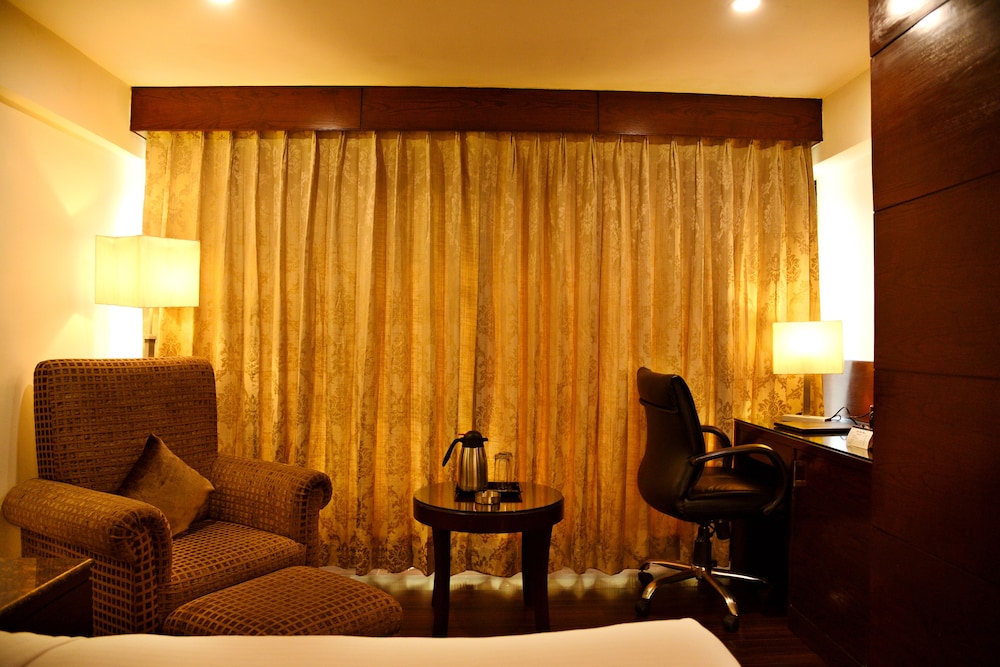 Hotel Royal Cliff 32/50
