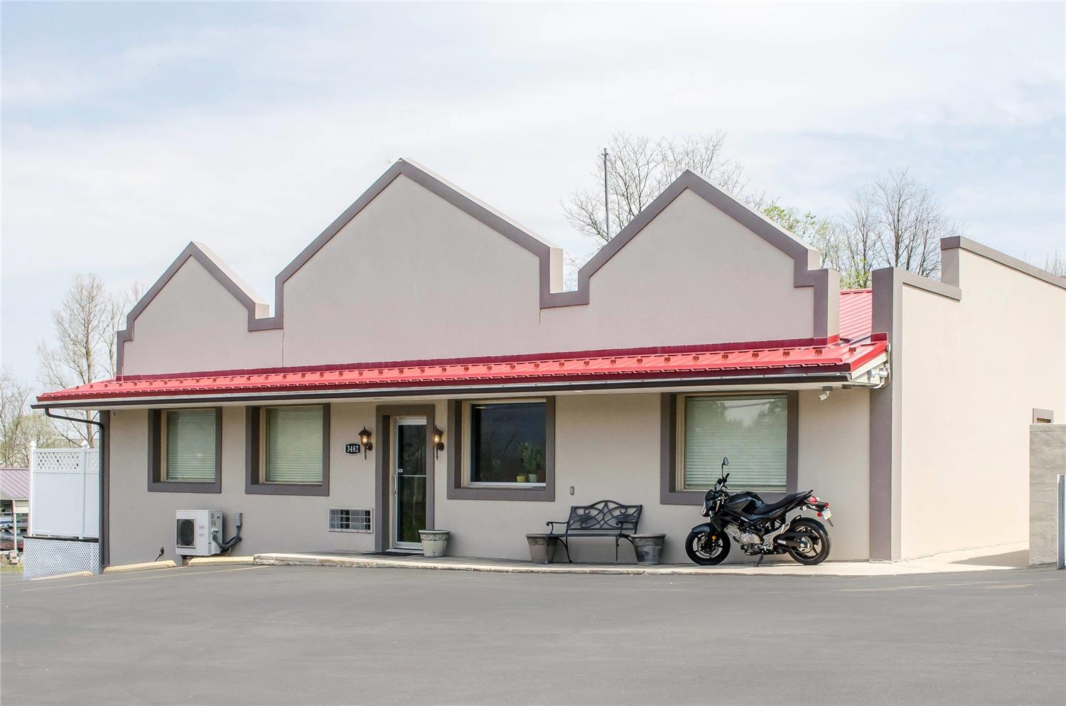 Econo Lodge Bellefonte I-99 5/17