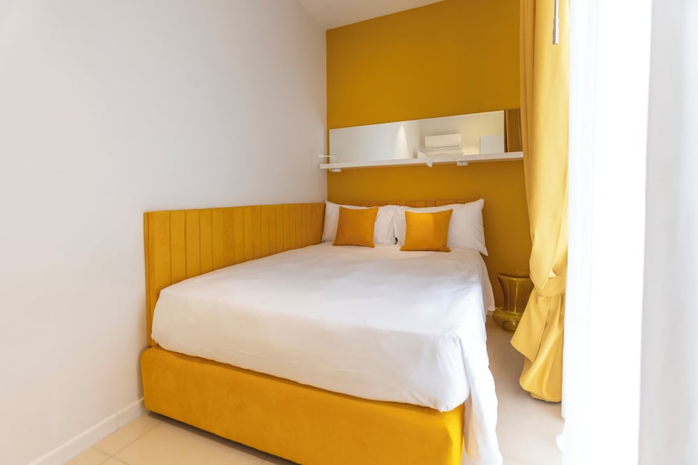 Opera Relais De Charme 26/72