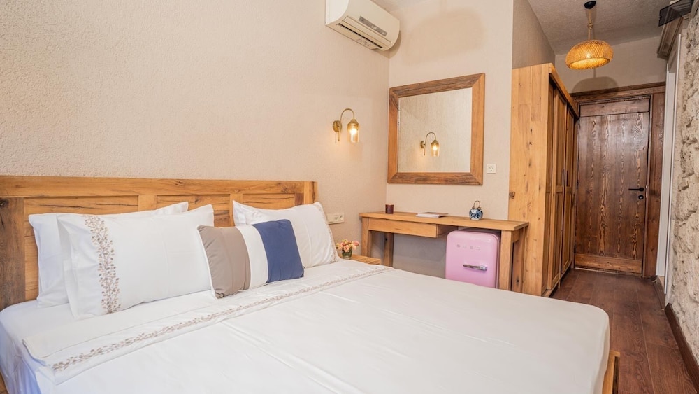 Alba Otel Alacati 7/50