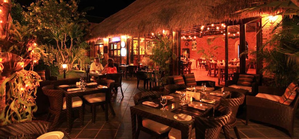 Cham Villas Boutique Luxury Resort 25/50