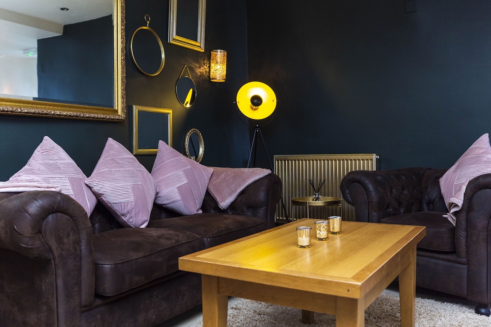 The Pennington Hotel 34/45