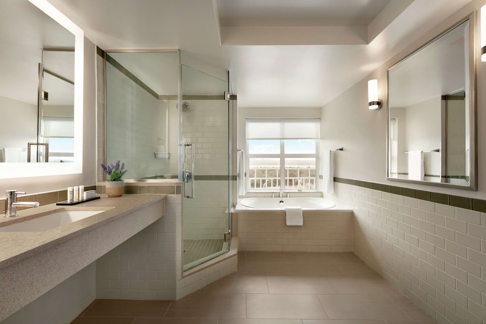 Embassy Suites by Hilton San Juan Hotel & Casino 28/41