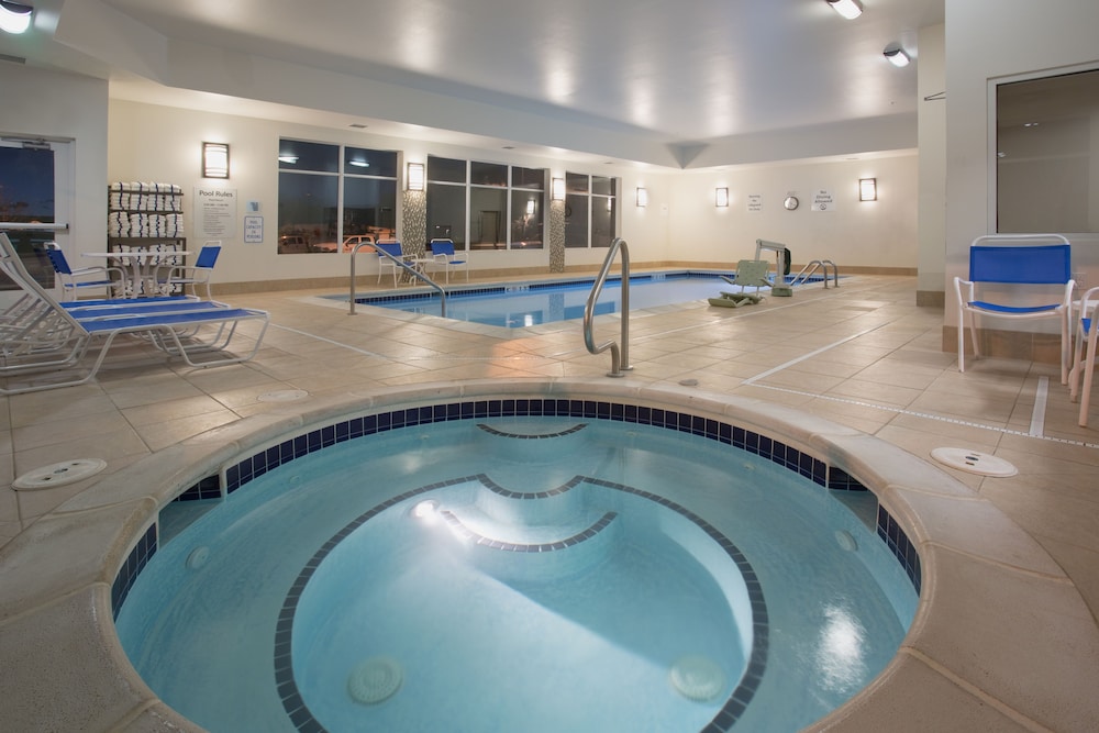 Holiday Inn Express Hotel And Suites Denver North Thornton 4/69