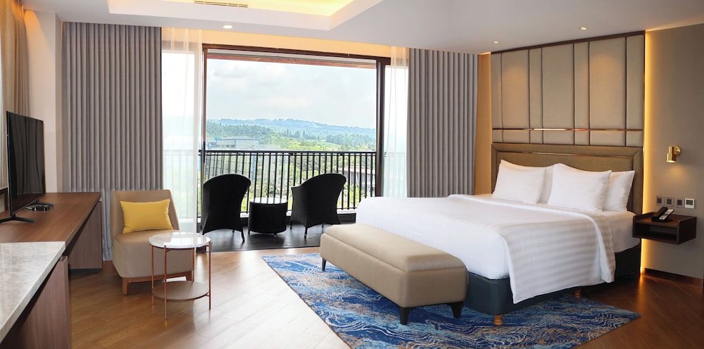 Aston Suite