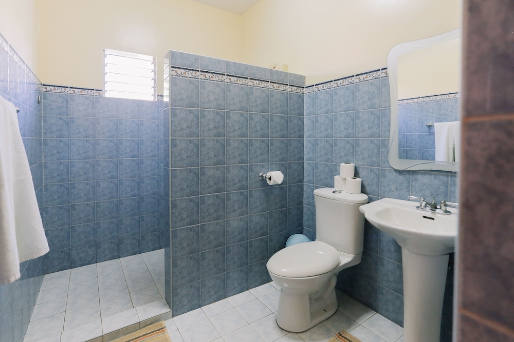 Turtle Bay Dive Resort 46/49