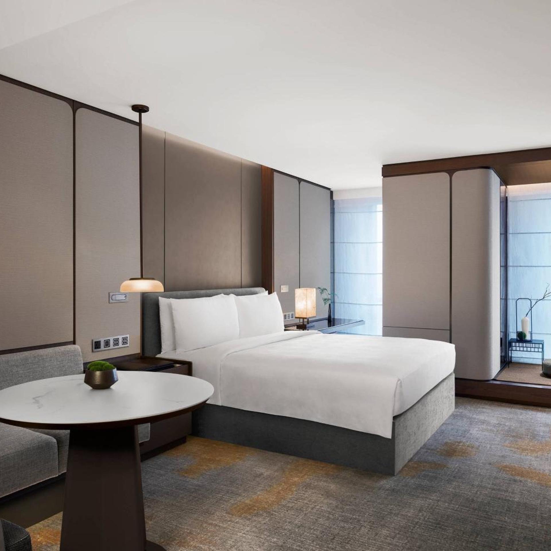Space, Guest Room, King Bed