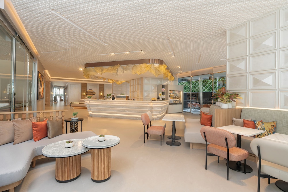 Hyatt Place Bangkok Sukhumvit 1 38/50
