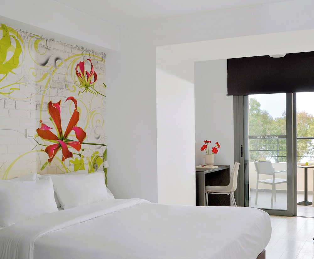 Smart, Double Bed