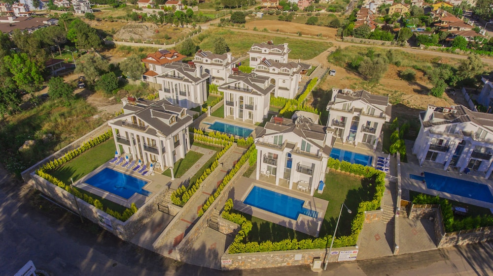 Zehra Villas 5/50