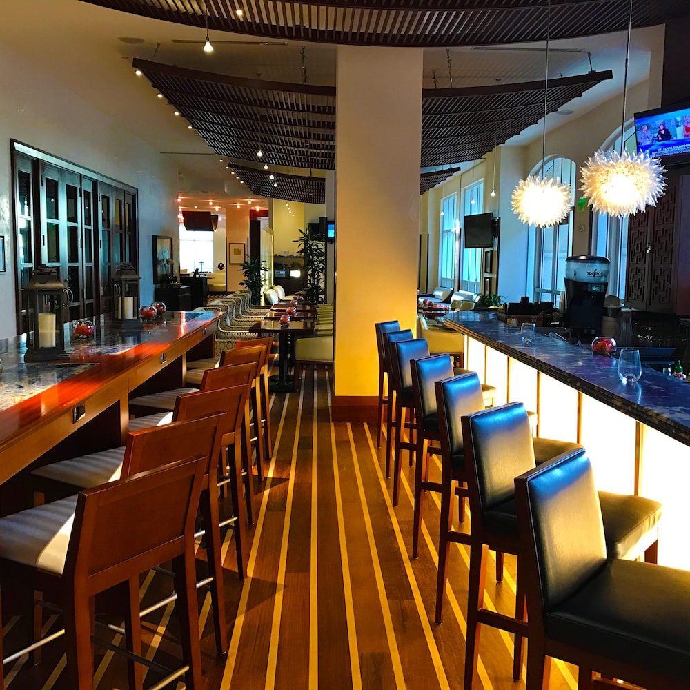 Palm Beach Singer Island Resort and Spa Luxury Suites 29/50