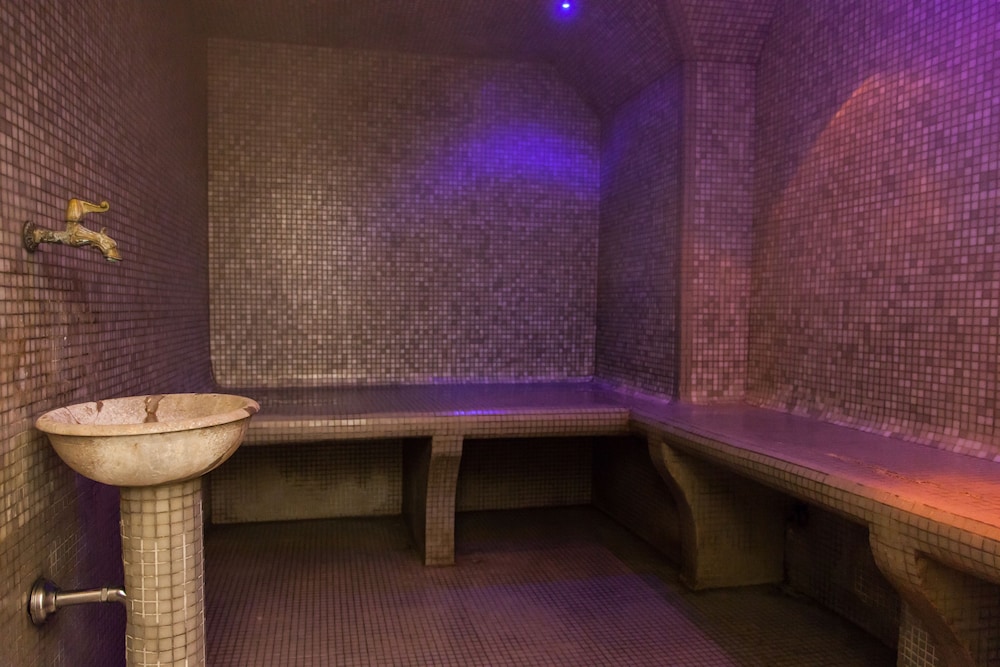 Borghese Palace Art Hotel 45/71
