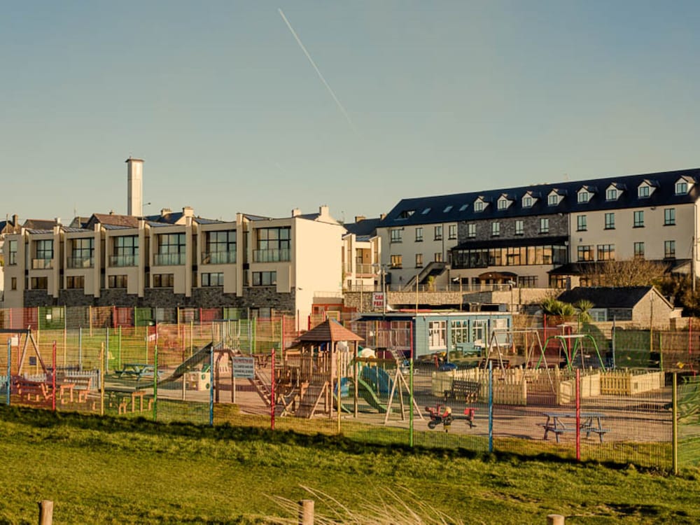 Ocean Sands Hotel 36/40