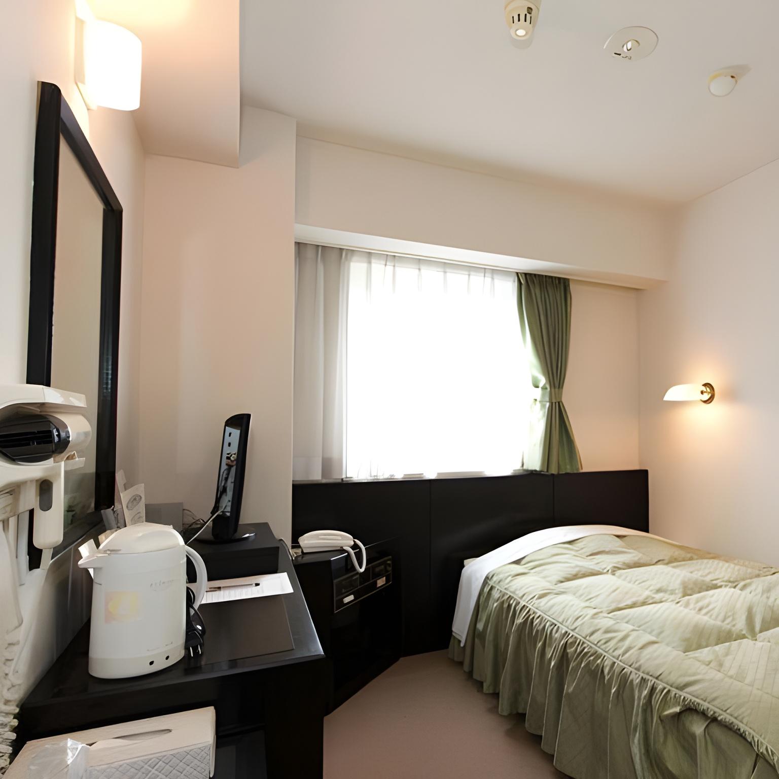 Semi Room, Standard, Single, Semi Double Bed