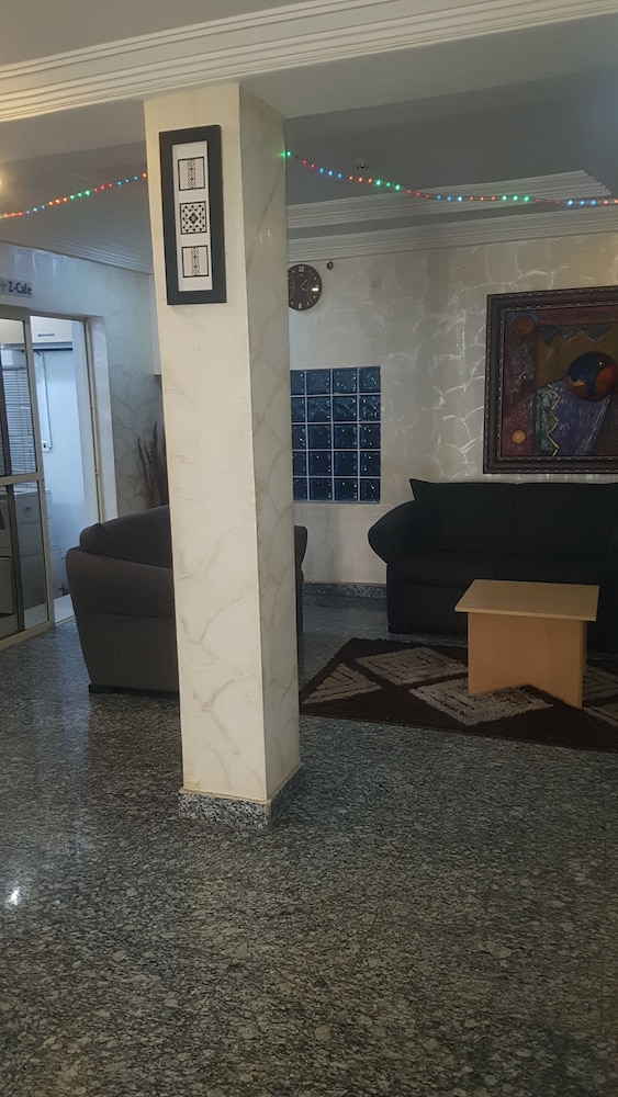 Zeina Suites Abuja 30/47