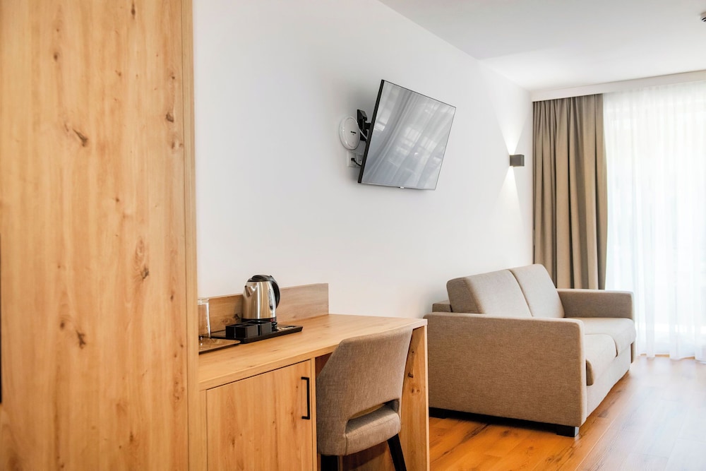 Hotel Schneeberger 55/75