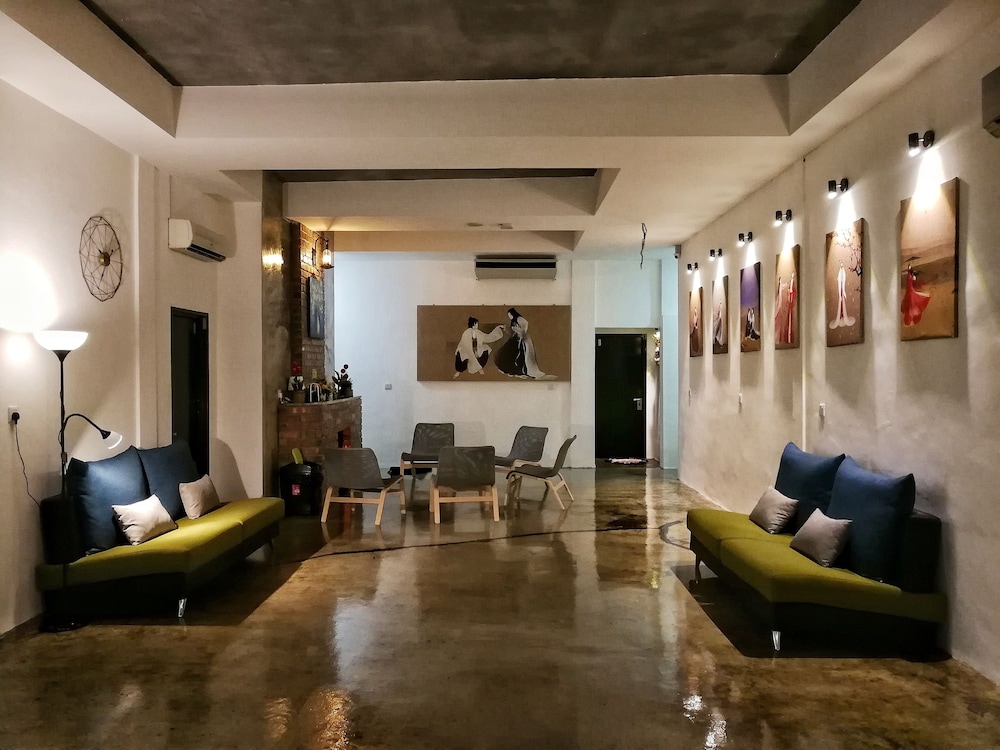 Beds In Garden Hostel Sdn Bhd 25/50