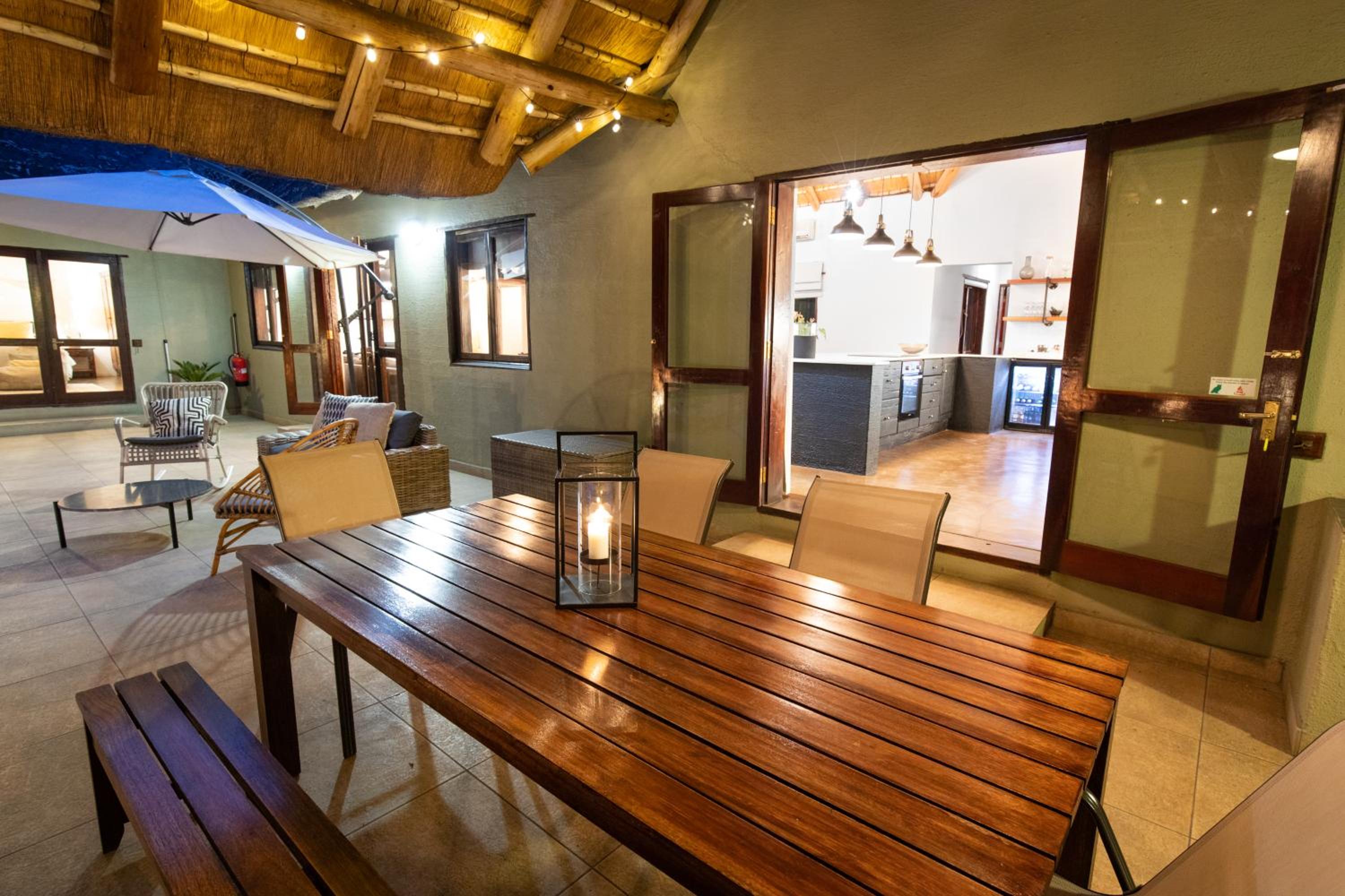 Kingly Bush Villa 22/36