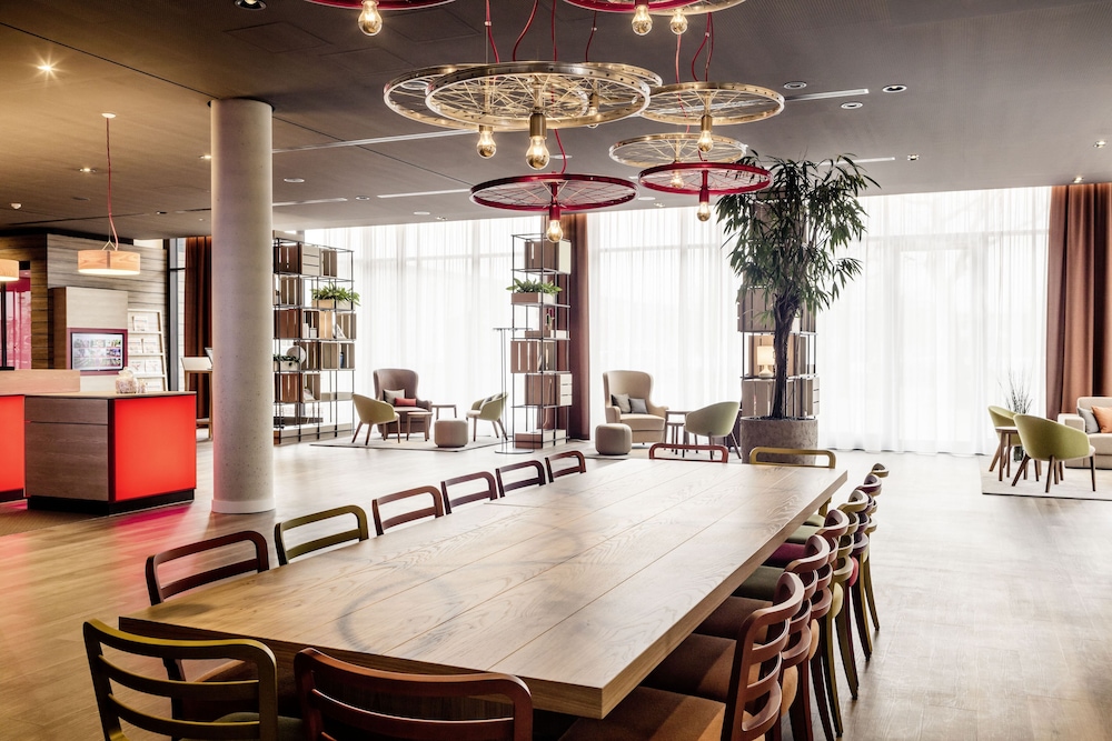 Intercityhotel Zurich Airport 50/68