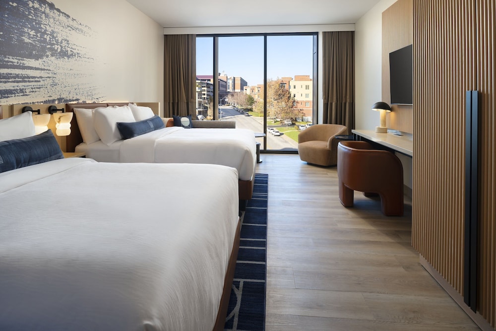 Cascade Hotel, Kansas City, a Tribute Portfolio Hotel 7/50
