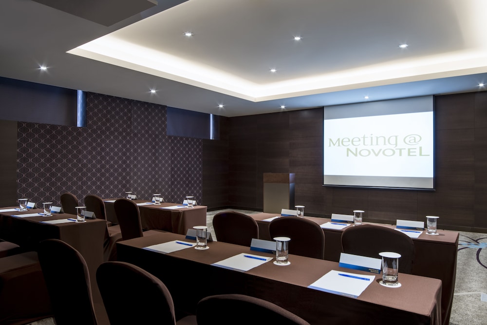 Novotel Ambassador Suwon 60/69