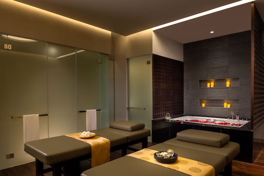 Dusit Thani Laguna Singapore 26/65