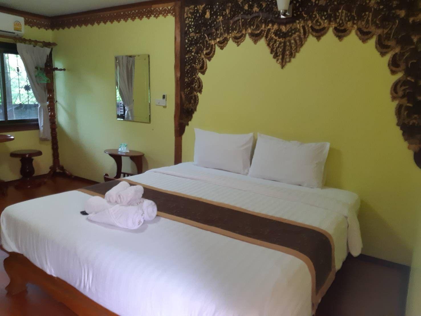 Superior, Double Bed, Pool Access