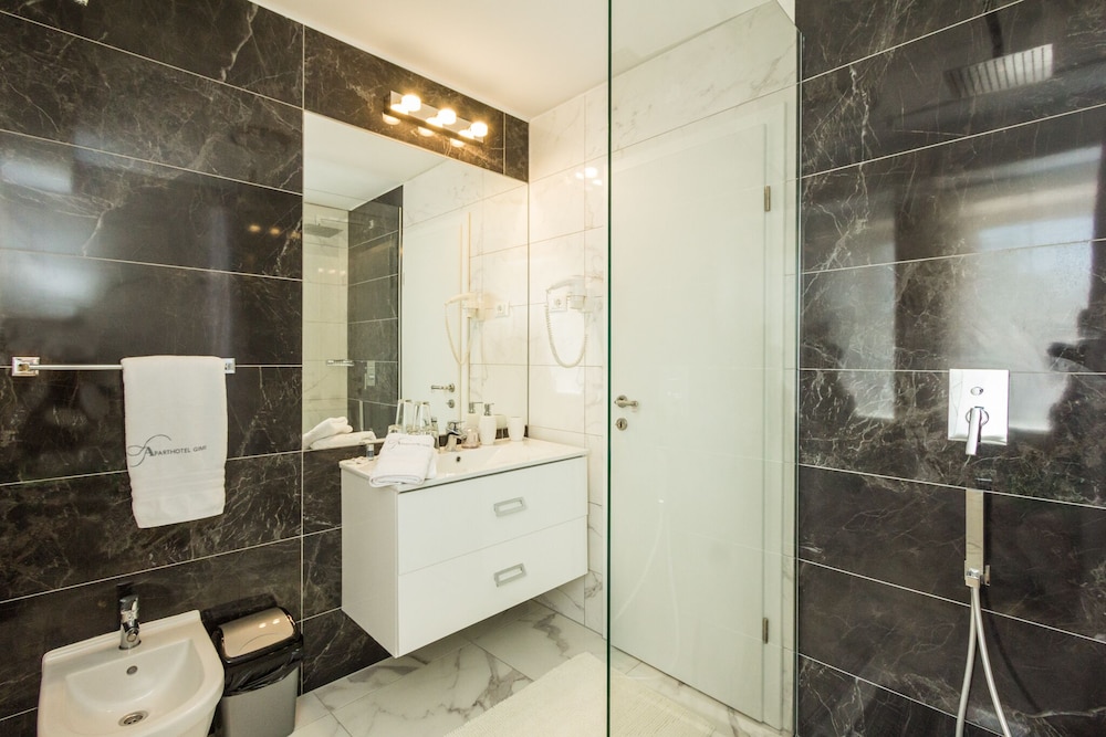 Aparthotel Gimi 58/62