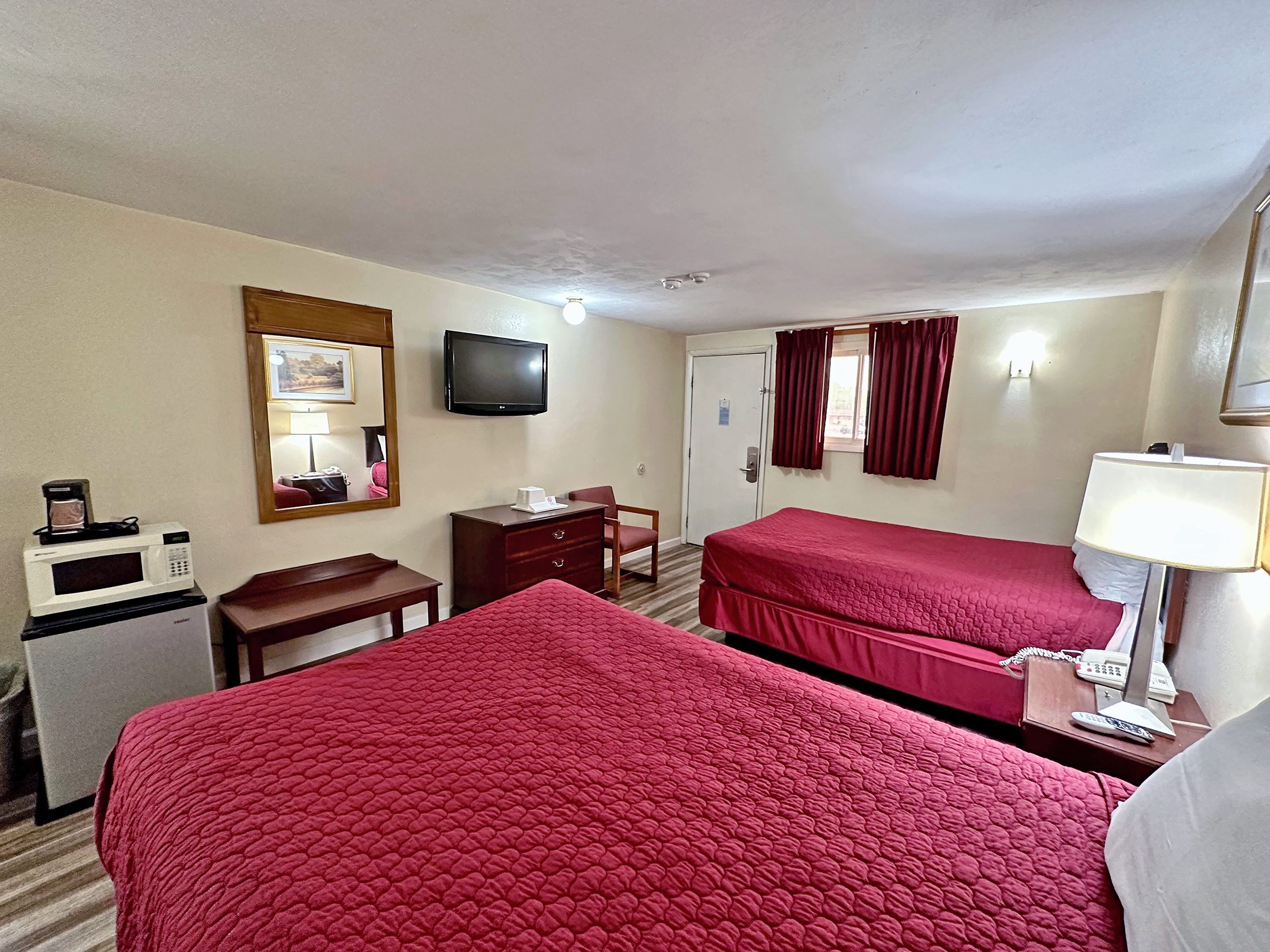 Red Carpet Inn Pulaski 7/15