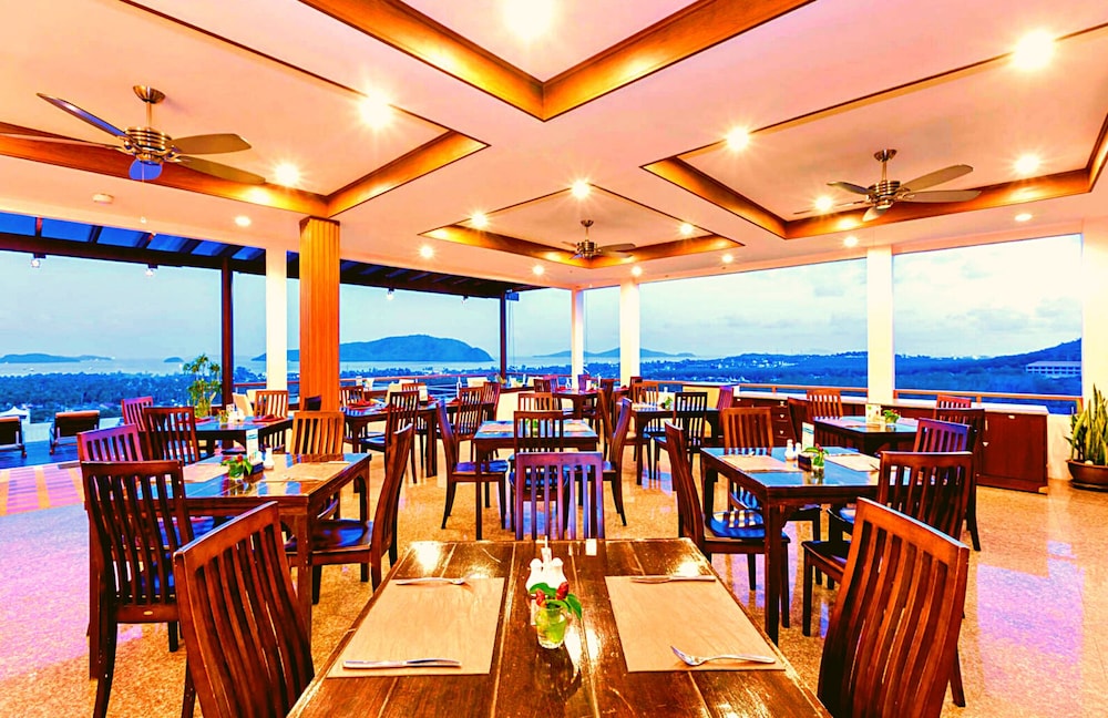 The View Rawada Phuket 41/56