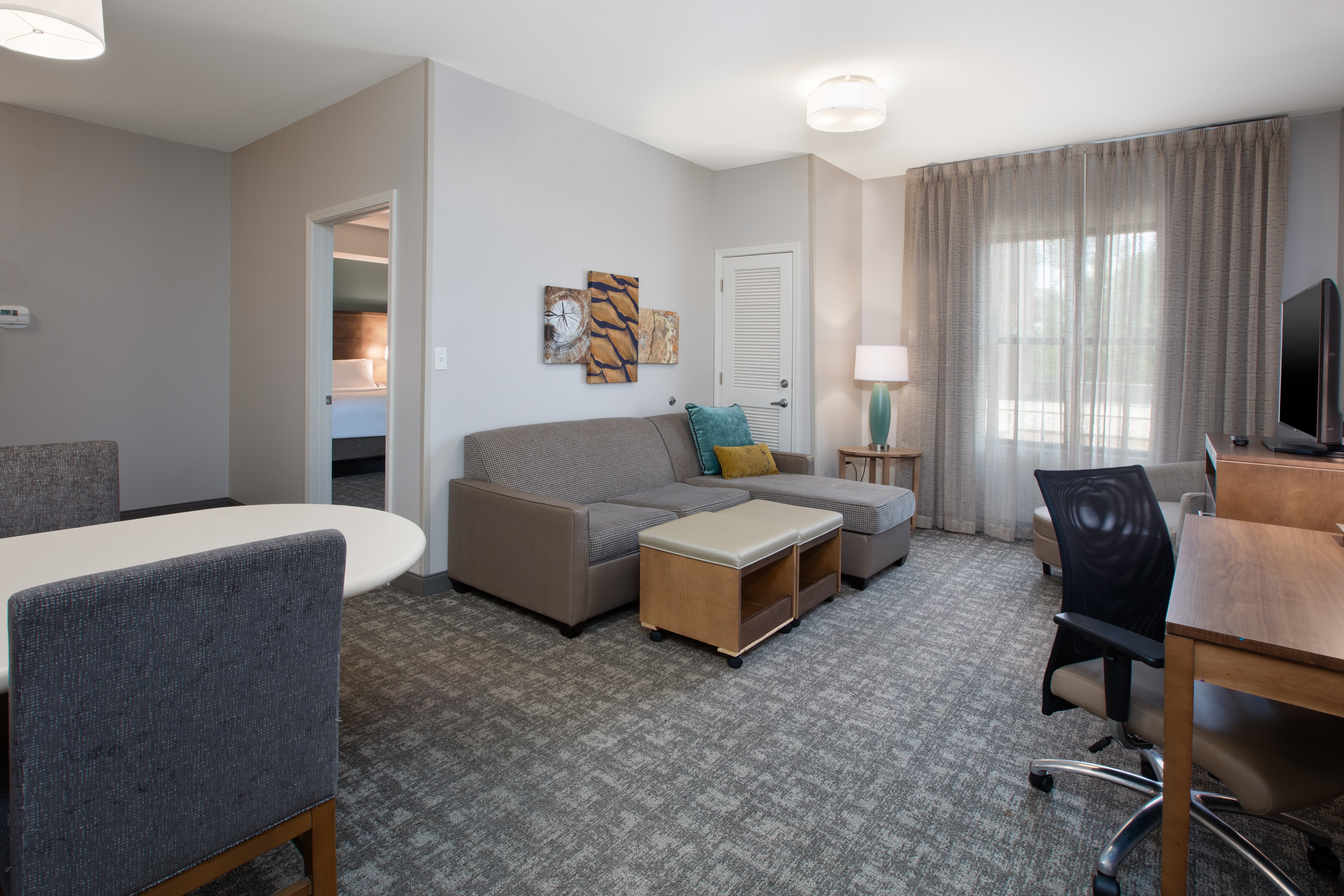 Staybridge Suites Auburn Hills 27/43