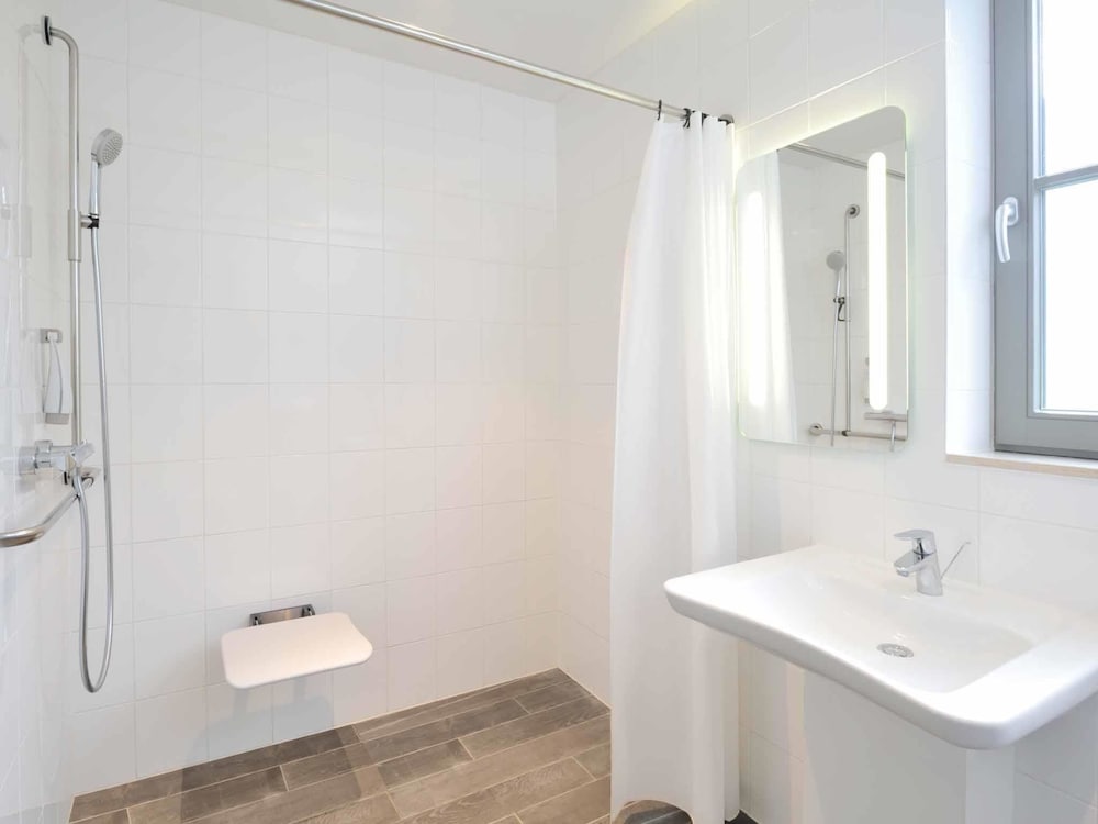 Hotel Ibis De Panne 8/68