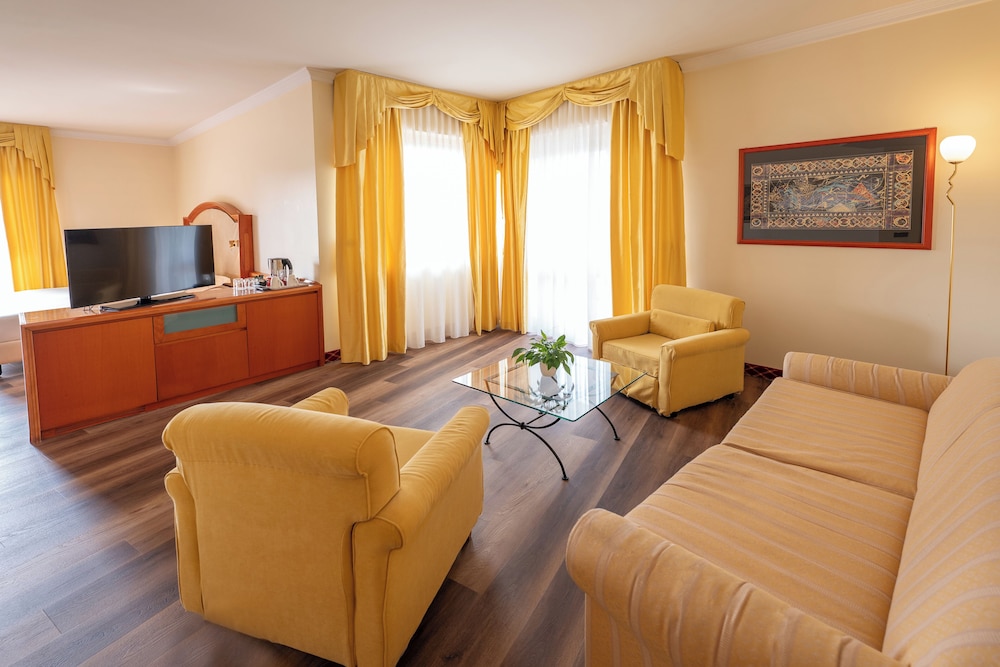 Hotel Sporting 29/50