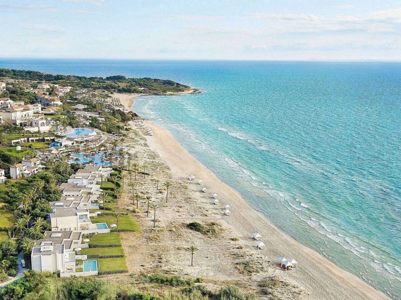 Mandola Rosa, A Resort to Live 6/18