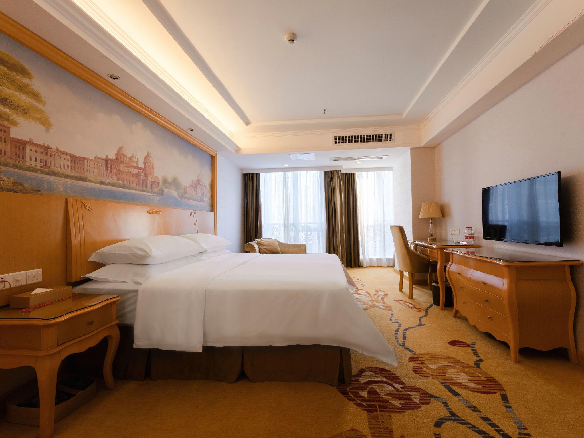 Vienna International Hotel (Huizhou Jiangbei Sanxin) 31/58