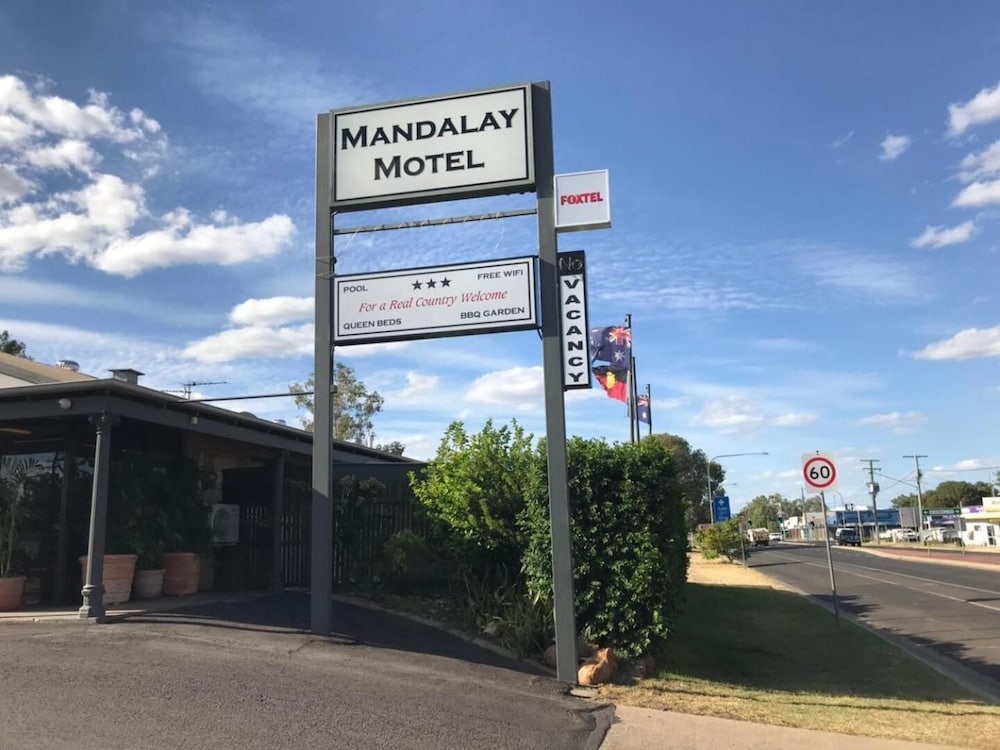 Mandalay Motel 5/33