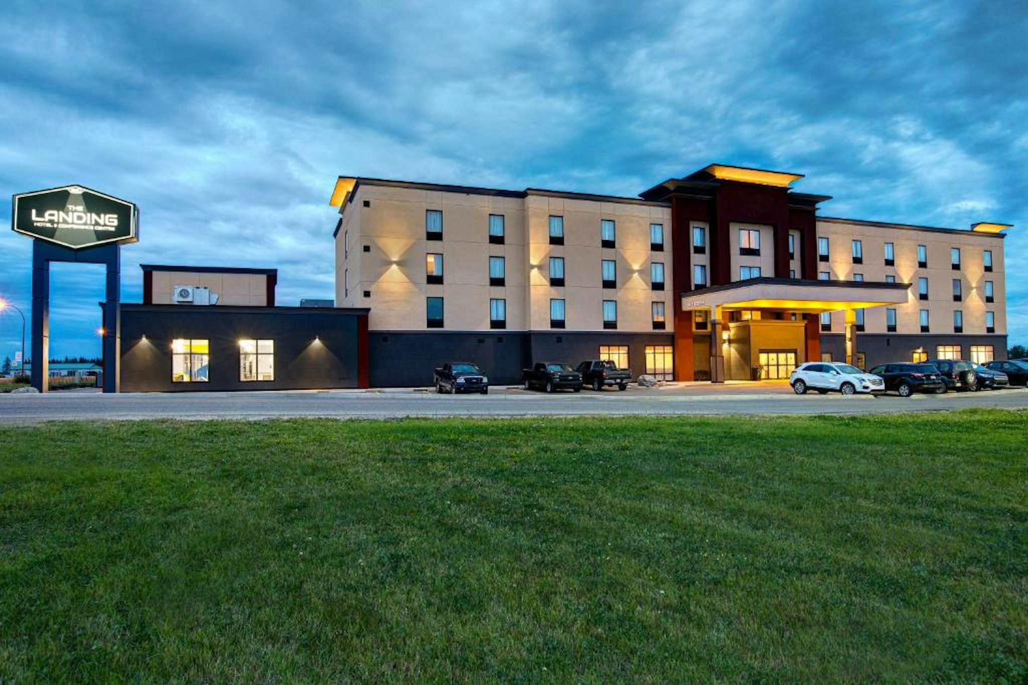 Ramada by Wyndham St. Paul AB 1/44