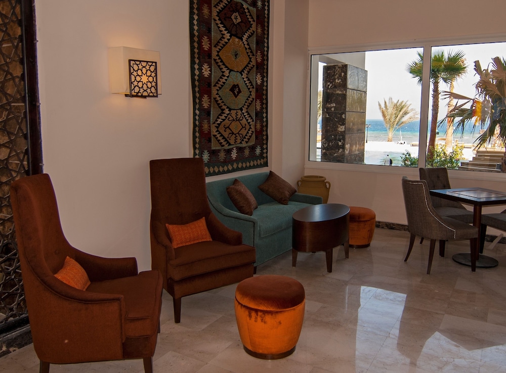 Royal Star Beach Resort 38/50