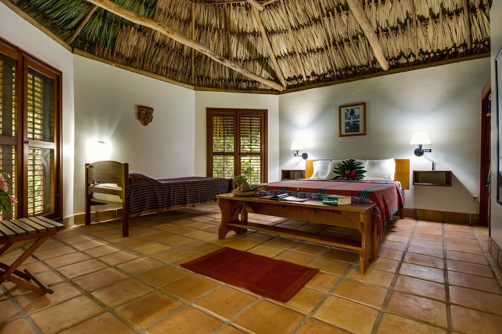 Tanager RainForest Lodge 36/64