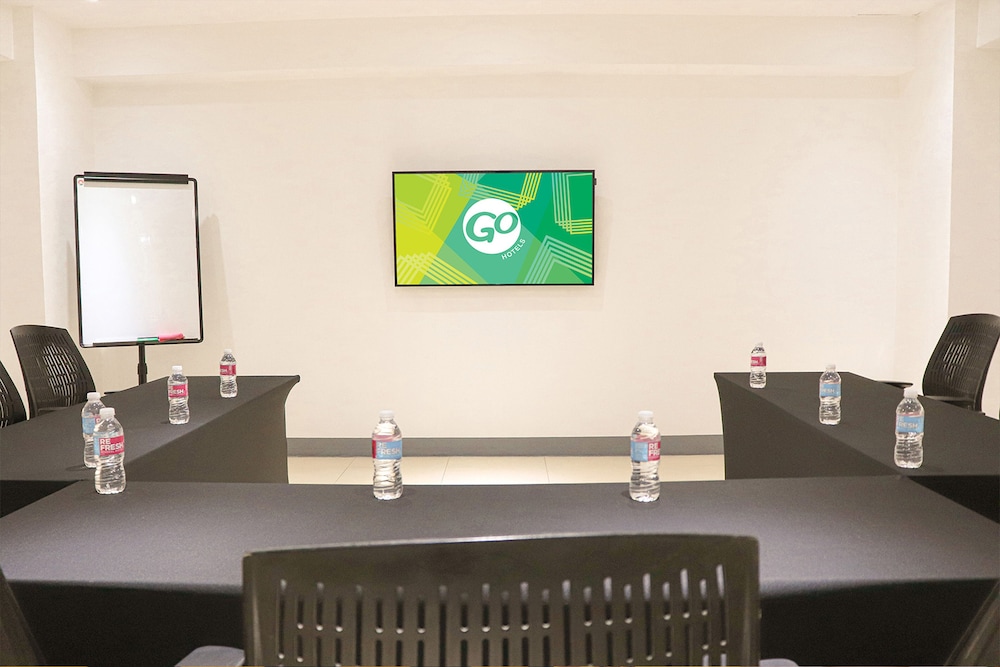 Go Hotels North Edsa 25/31