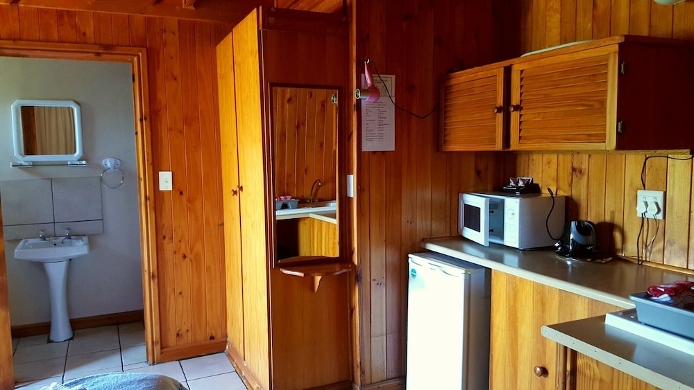 Lakeside Knysna Accomodation 36/42
